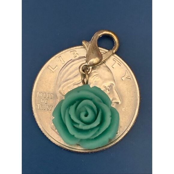 Origami Owl Roses Charm #retired #gardener #roses - Picture 3 of 4